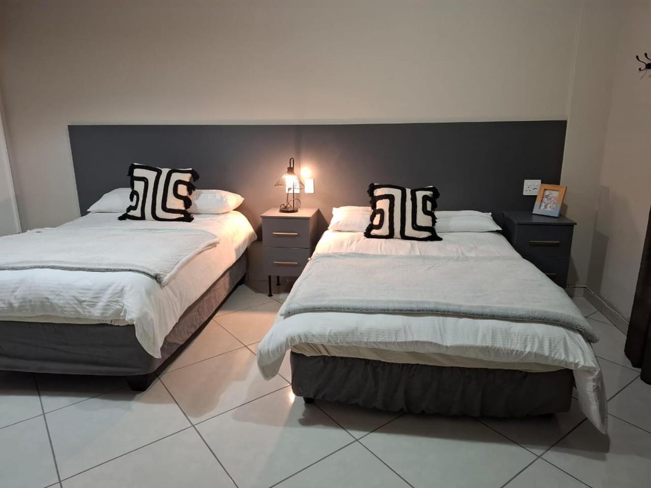 Marlborough Durban Beachfront South Beach Holiday Apartments Marine Parade Екстер'єр фото